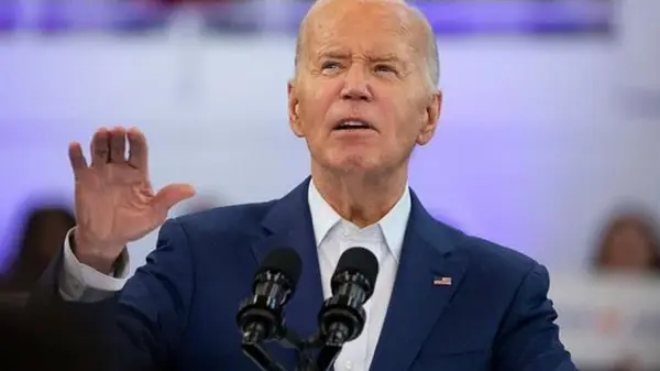 Байден похвалил Трампа и его команду