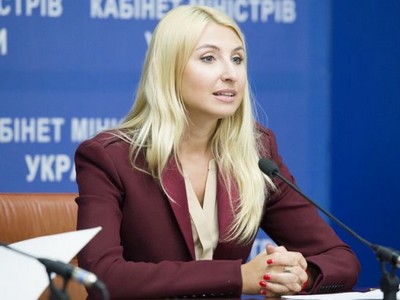 С 1 октября в Украине перестанут требовать справки в госорганах (список)