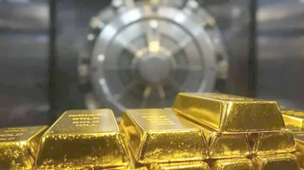 Цены на золото обвалились: крупнейшее падение за 12 лет