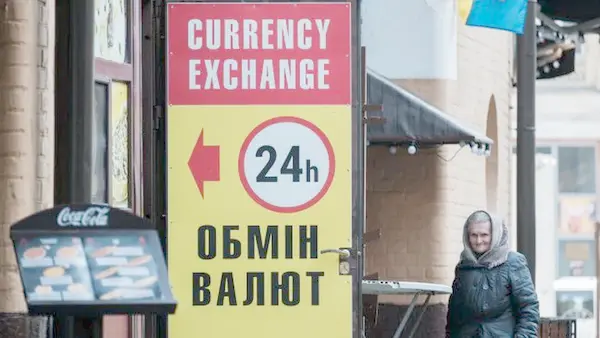 Обменники обновили курсы валют: сколько стоят доллар и евро