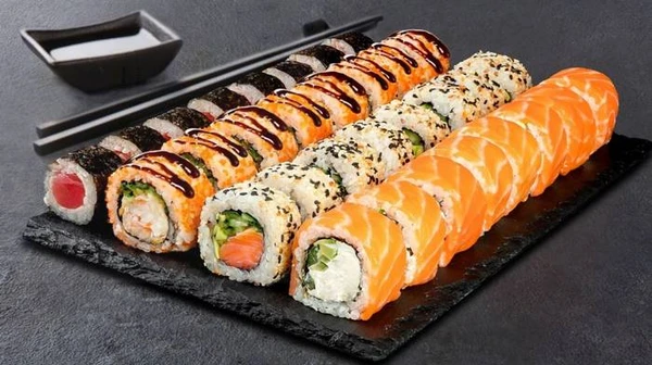 Топ-5 ролів, які радять кухарі Суші Мастер у Харкові