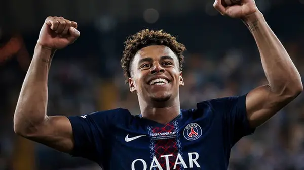 Юный игрок ПСЖ стал обладателем награды Golden Boy-2025