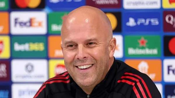 Арне Слот высказался о том, стоит ли Ливерпулю еще усиливать состав зимой