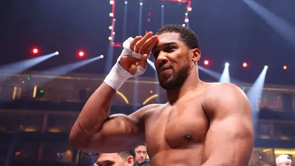 У Энтони Джошуа на горизонте замаячил бой с Джейком Полом в декабре