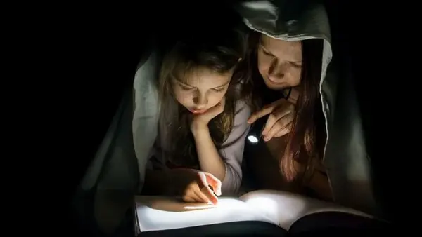 Снова больше отключений света: в «Укрэнерго» определили графики на 17 ноября