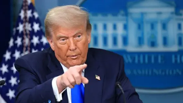 Трамп после разговора с Си Цзиньпином призвал Японию смягчить тон по Тайваню