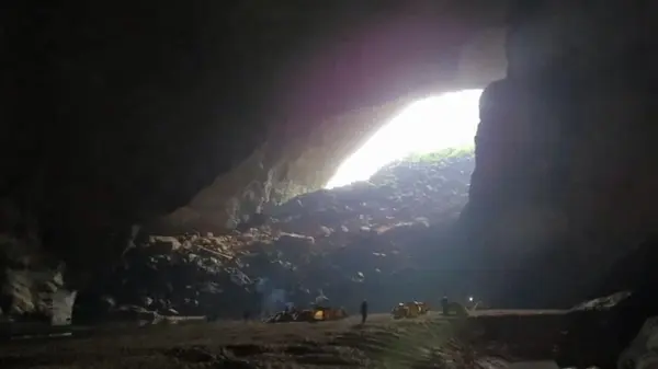 Портал в другой мир: в этой пещере скрывается своя экосистема с уникальными животными