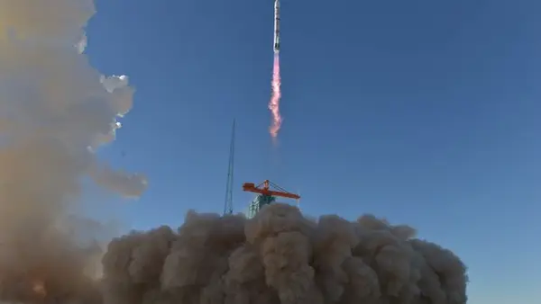 Китай представил гиперзвуковую ракету по цене «Шахеда», которая бьет на 1300 км