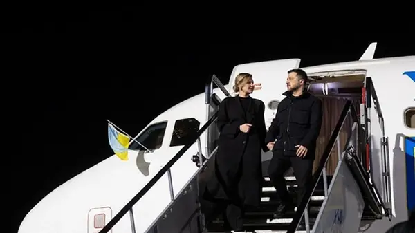 Самолет Зеленского преследовали дроны — СМИ