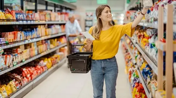 Ряд продуктов за год подорожали почти на четверть: что происходит с инфляцией в Украине