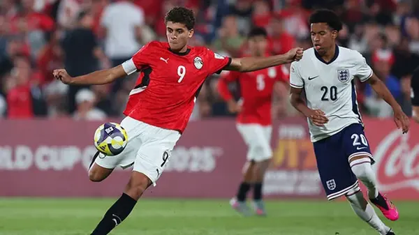 Барселона подыскивает молодого нападающего на замену Левандовски