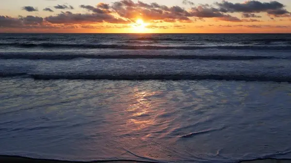 Ученые обнаружили породы, которые действуют как природные электростанции