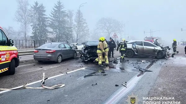 Возле Ровно авария заблокировала трассу на Киев