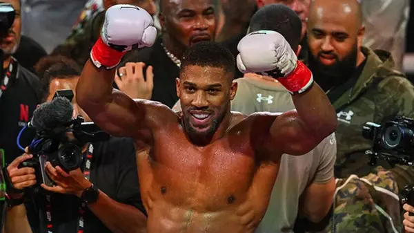 Эдди Хирн раскрыл перспективы Джошуа на ближайшее будущее