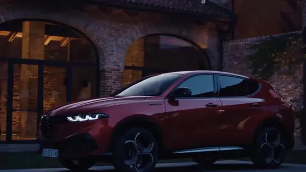 Эксперты назвали популярный роскошный внедорожник, которого водителям следует избегать