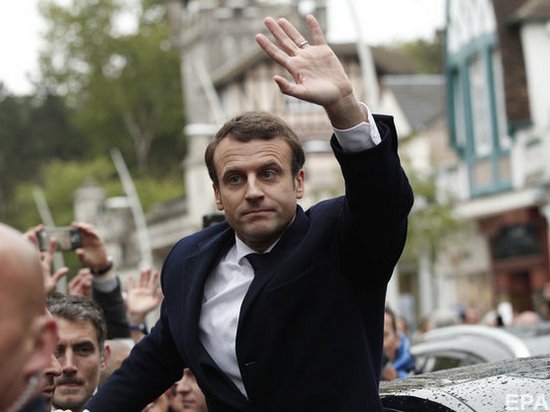 Во Франции почти завершили подсчет голосов. Эммануэль Макрон стал новым президентом