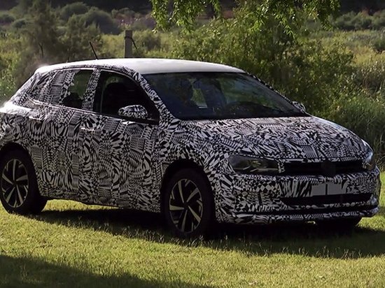 Компания Volkswagen показала обновленный хэтчбек Polo (видео)