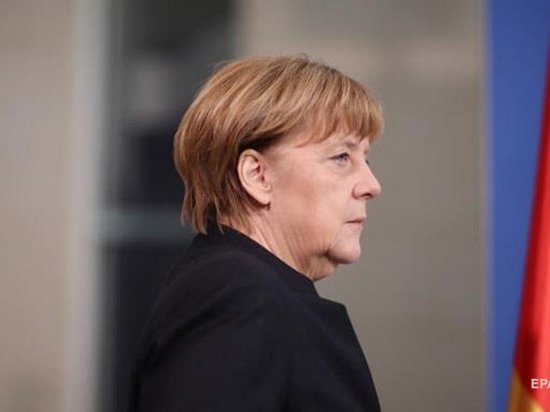 Ангела Меркель за двойную стратегию в отношении РФ
