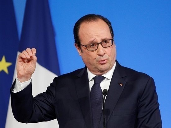 Франсуа Олланд пообещал ответ за хакерскую атаку на штаб Макрона