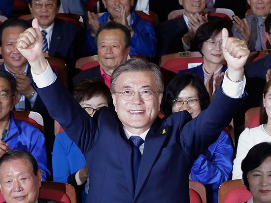 Новоизбранный президент Южной Кореи вступил в должность