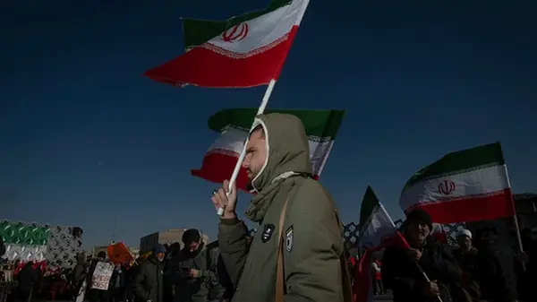 В Иране протестующие подожгли военную базу