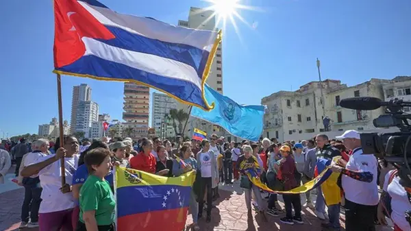 Куба заявила о гибели 32 своих граждан во время вывоза Мадуро