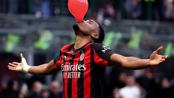 Форвард Милана определился со своим будущим