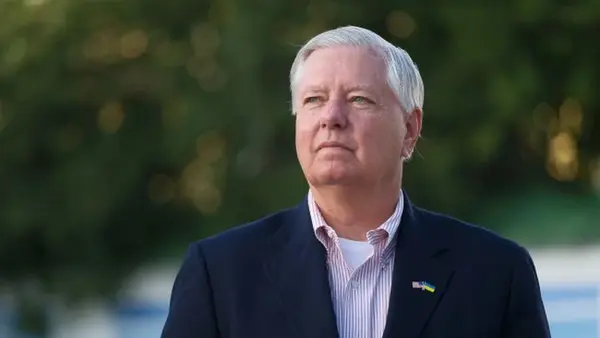 «Помощь уже в пути»: сенатор США выступил с угрозами иранскому режиму