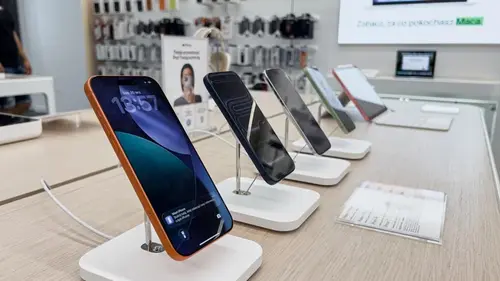 Apple впервые за 14 лет возглавила рынок смартфонов: какие iPhone самые популярные