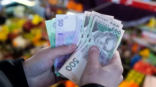 Сколько уходит денег на еду в месяц: украинцы поделились своими выводами