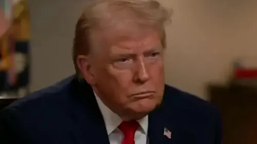 «Слишком много фаст-фуда»: министр здравоохранения США раскритиковал дорожное меню Трампа