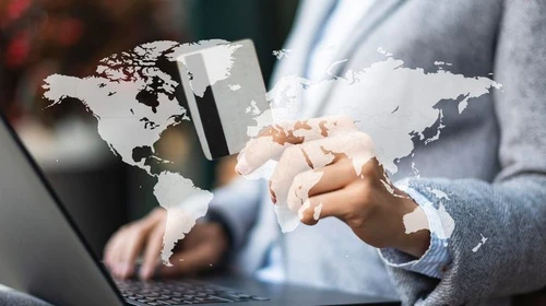 EasyStaff Invoice: оплата из-за рубежа без проблем