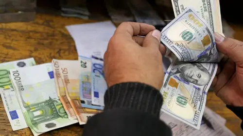 Официальный курс евро снова вырос. Какова роль этой валюты для накоплений