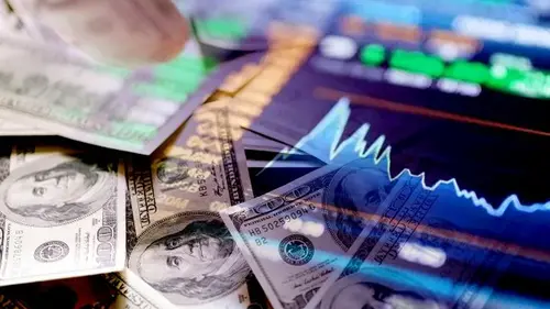 Курс доллара снижается: стоимость валюты в обменниках