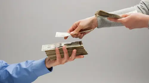 Курс валют 31 января в Украине: сколько стоят евро и доллар в обменниках и банках