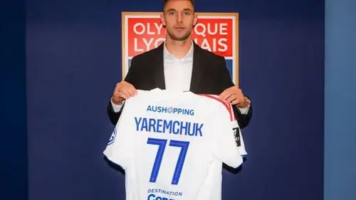 Яремчук официально стал игроком французского клуба