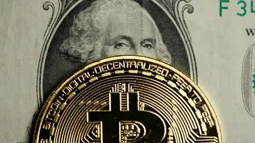 Такого не было с 2018 года: биткоин обвалился до нового дна, и прогнозы неутешительные