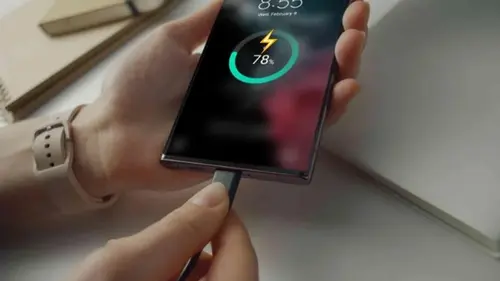 Эксперты проверили, помогает ли авиарежим быстрее зарядить телефон