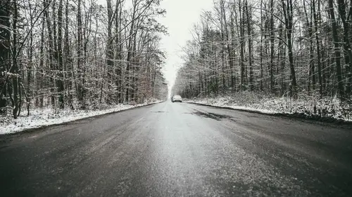 Завтра западные области Украины ждет погодная опасность: от чего предостерегают синоптики
