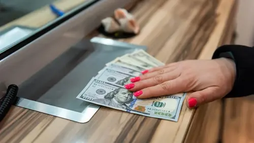 Доллар в Украине вырастет до конца года: аналитик спрогнозировал, каких цифр ожидать