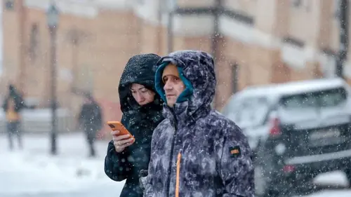 В Карпатах — лавины, в городах — гололед: прогноз погоды в Украине на воскресенье