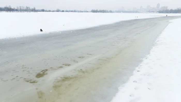 Из-за потепления киевлянам советуют избегать водоемов