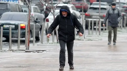 Синоптики предупредили об опасной погоде: где в Украине завтра до -19 и гололедица