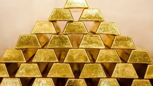 Золото пошло «на дно» из-за праздников в Китае: сколько стоит