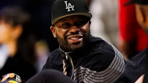 Легендарный поединок Мейвезера и Тайсона получил дату и арену