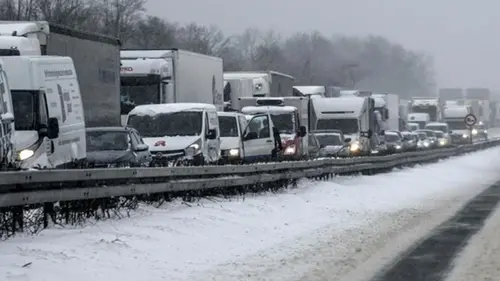 Из-за непогоды на трассе Одесса-Рени ограничат движение транспорта