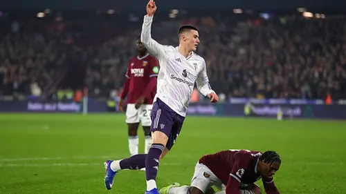 Манчестер Юнайтед вырвался из ловушки Вест Хэма