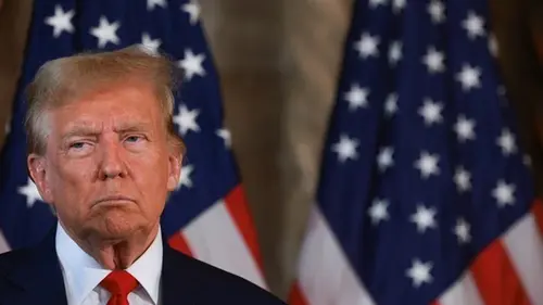 Отмена тарифов Трампа: доллар падает, бизнес требует компенсаций