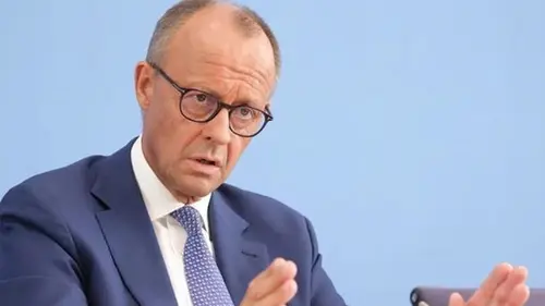 Франция и ФРГ создали координационную группу по вопросам ядерного оружия