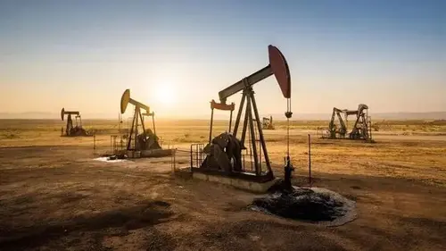 Цены на нефть взлетели почти на 10%